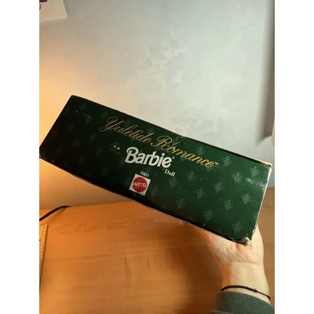 Barbie Yuletide Romance Doll Hallmark Special Edition 1996 Mattel #15621